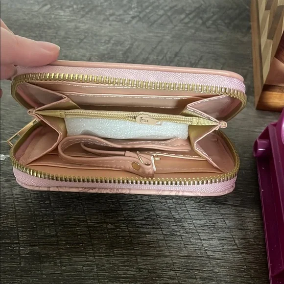 NWT Pink Floral Wallet with Gold Accents - Picture 5 of 7